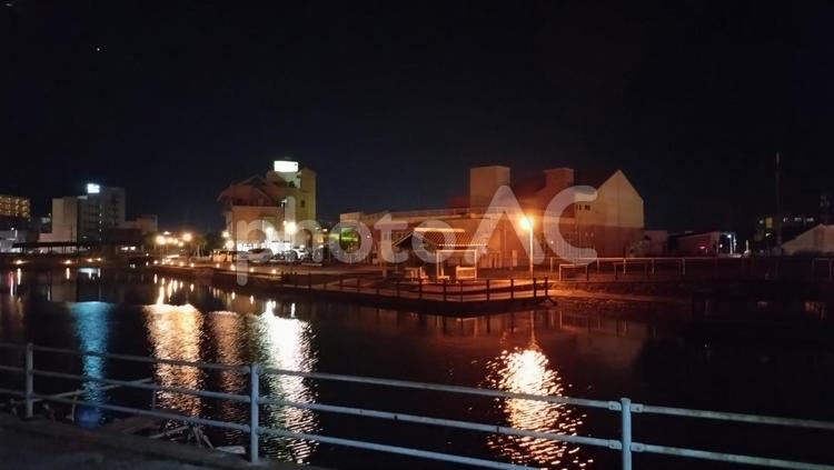 夜の日南の街 夜,公園,街並みの写真素材