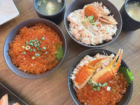 蟹いくら丼 蟹いくら丼 カニ,蟹,海鮮の写真素材