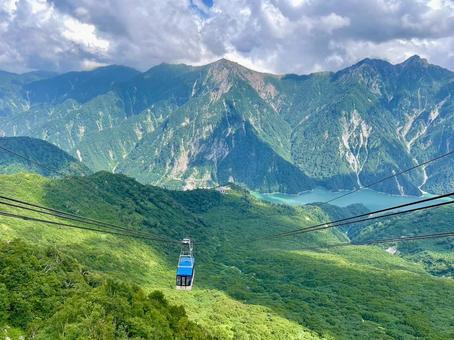 立山ロープウェイ 立山ロープウェイ 立山ロープウェイ,風景,黒部湖の写真素材