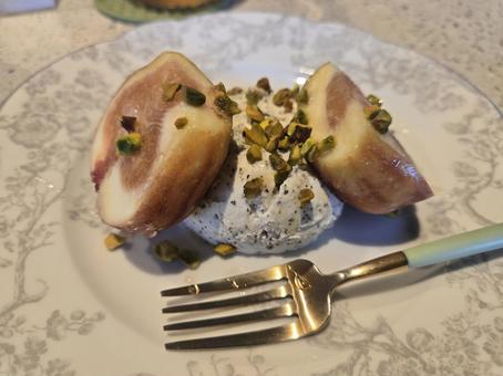 いちじく グリークヨーグルト いちじく グリークヨーグルト 食べ物,料理,デザートの写真素材