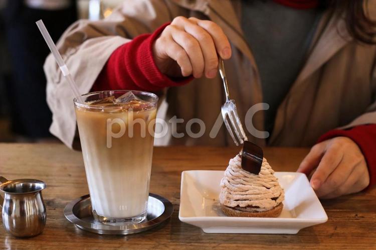 いただきます♡ グラス,ケーキ,美味しいの写真素材