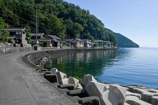 滋賀・長浜市 湖岸集落「菅浦」の街並み 滋賀・長浜市 湖岸集落「菅浦」の街並み 菅浦,琵琶湖,湖岸集落の写真素材