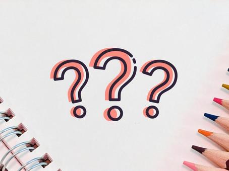 クエスチョンマークと色鉛筆 クエスチョンマークと色鉛筆 はてな,クエスチョン,わからないの写真素材