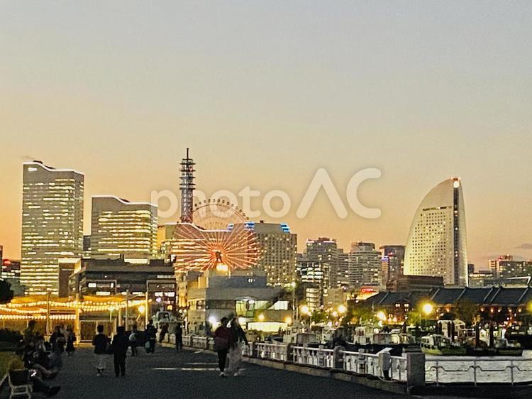 夕暮れの横浜 夕暮れ,海,風景の写真素材