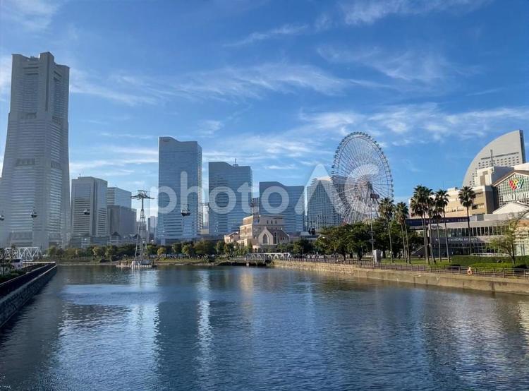 横浜のみなとみらいの景色 横浜,みなとみらい,街並みの写真素材