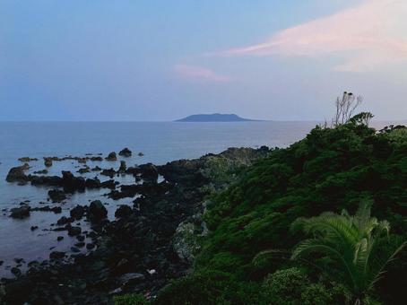 鐙瀬溶岩海岸(長崎県福江島) 鐙瀬溶岩海岸(長崎県福江島)の写真