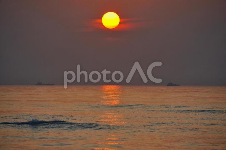 夕暮れの海 夕暮れの海,夕焼け,sunsetの写真素材