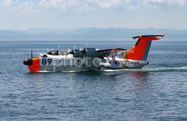 洋上に着水する海上自衛隊飛行艇US-1A 海上自衛隊,自衛隊,usー1aの写真素材