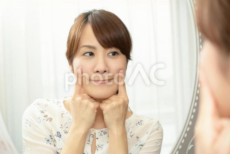 女性　スキンケア スキンケア,美容,保湿の写真素材