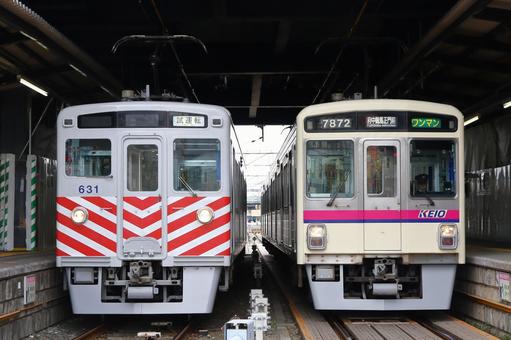 京王競馬場線、デワ600形と7000系 京王電鉄,京王線,デワの写真素材