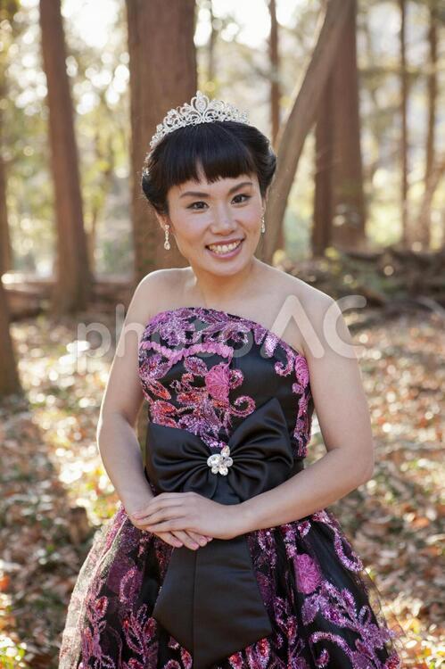 ウエディングドレスを着た女性　mu114 20代,お姉さん,さわやかの写真素材