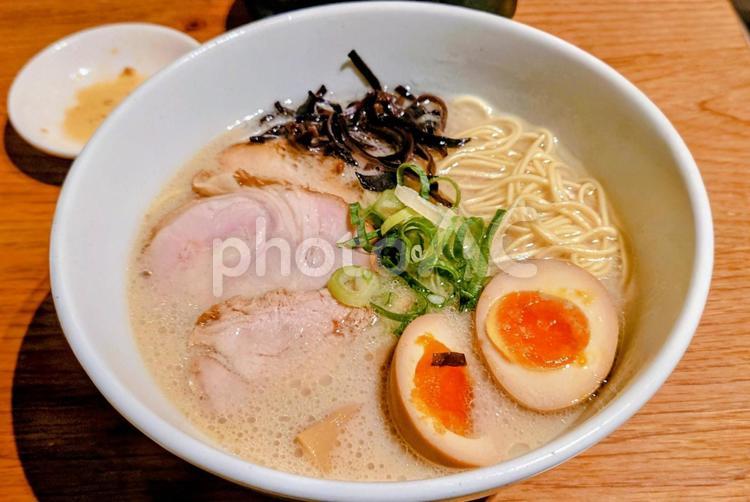 美味しいとんこつラーメン ラーメン,とんこつ,麺料理の写真素材