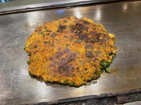 ねぎ焼 大阪発祥 粉もん スジ肉入 十三 ねぎ焼 大阪発祥 粉もん スジ肉入 十三 ねぎ焼,大阪発祥,粉もんの写真素材