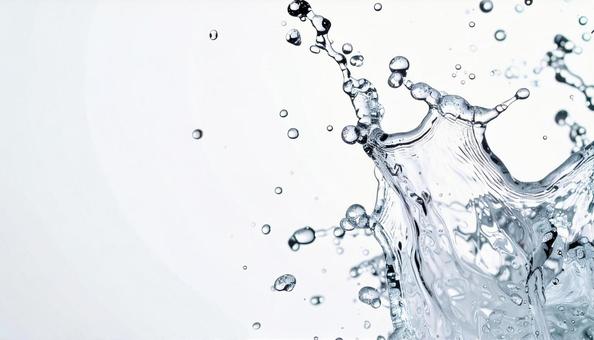 ダイナミックな水しぶき ダイナミックな水しぶきの写真