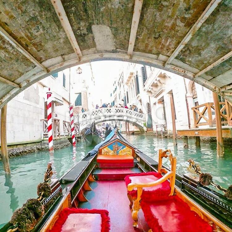 【イタリア】ヴェネツィアの街並み ヴェネチア,イタリア,水の都の写真素材