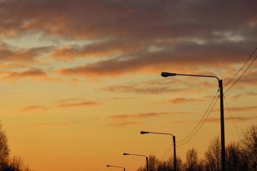 秋の夕焼け空 夕焼け,空,夕暮れの写真素材