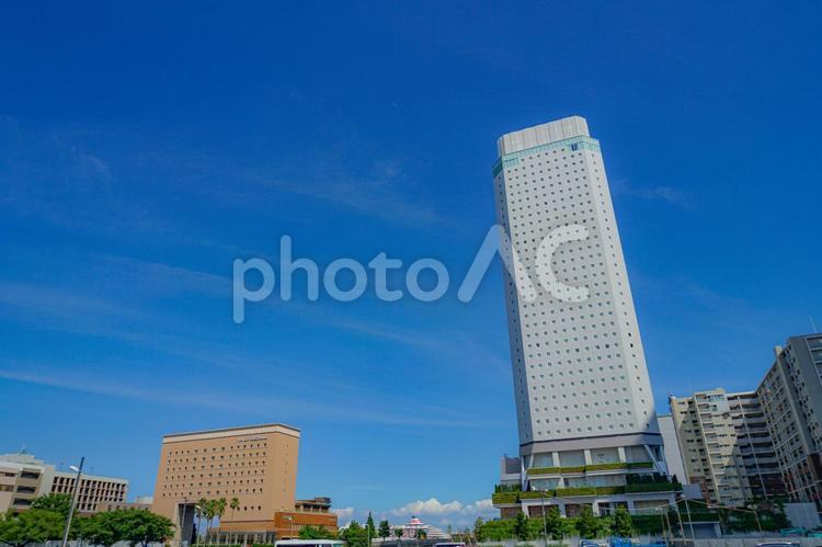 初夏の横浜みなとみらい街並み 初夏,みなとみらい,横浜みなとみらいの写真素材