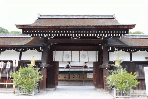 賀茂御祖神社(下鴨神社)中門 賀茂御祖神社(下鴨神社)中門 賀茂御祖神社,下鴨神社,中門の写真素材