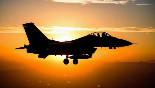 戦闘機 戦闘機の写真