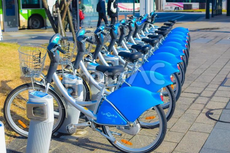 富山の景色　レンタル自転車 富山,富山市,とやまの写真素材