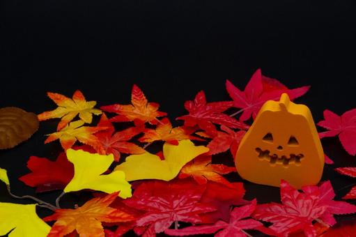 紅葉にジャックオランタン 紅葉にジャックオランタン ジャックオランタン,秋,紅葉の写真素材