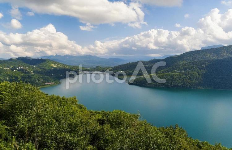 湖 湖,山,風景の写真素材
