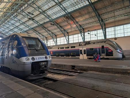 電車（フランス） 電車,鉄道,欧州の写真素材