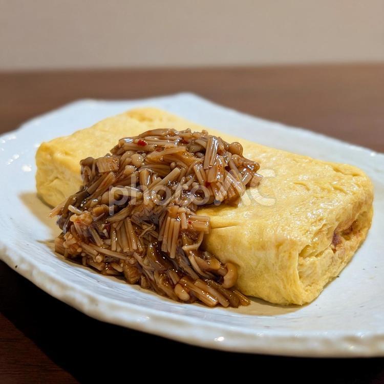 厚焼卵　なめたけのっけて 料理,食べ物,卵料理の写真素材