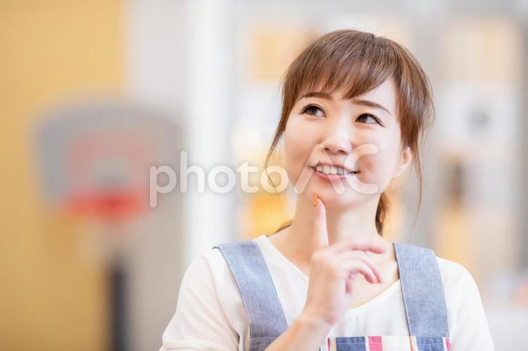 保育士／託児所／児童館／ベビーシッター／ママ 保育士,保育園,主婦の写真素材