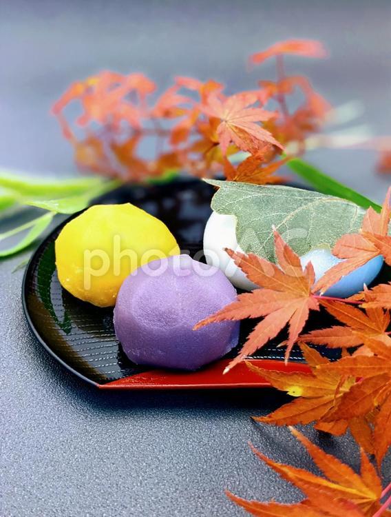 秋の和菓子と紅葉② 秋,食べ物,9月の写真素材