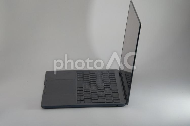 パソコンのあるワークスペース パソコン,ノートパソコン,pcの写真素材