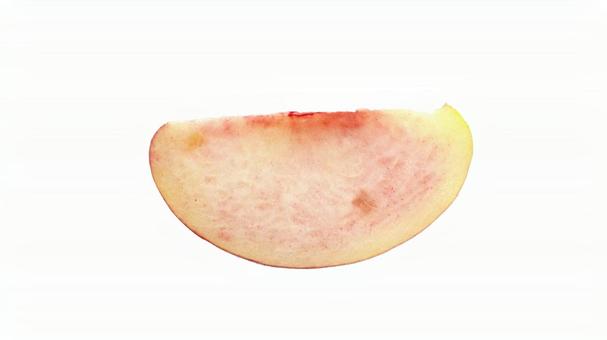 桃のスライス一切れ(背景透過) 桃のスライス一切れ(背景透過) 桃,peach,果物の写真素材
