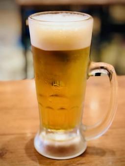 キンキンに冷えた生ビールジョッキ3 キンキンに冷えた生ビールジョッキ3 ビール,生ビール,アルコールの写真素材
