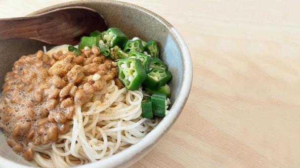 Sticky somen noodles (right margin), JPG