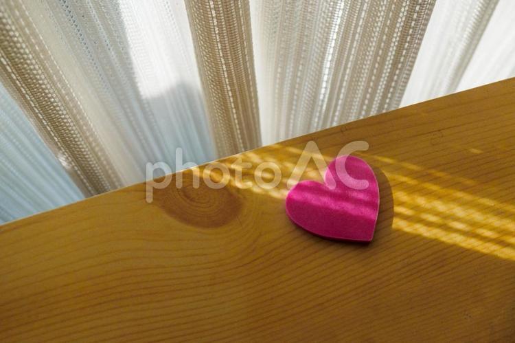 心　暗い　さみしい ハート,心,さみしいの写真素材