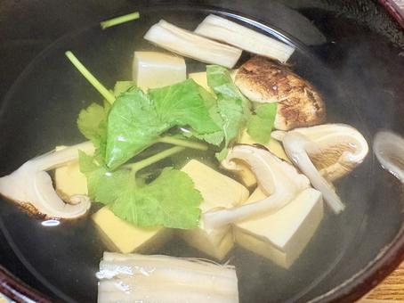 松茸のお吸い物 松茸,すまし,吸い物の写真素材