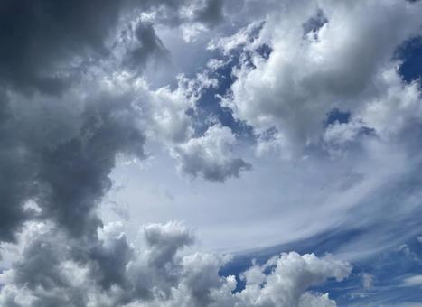 白波のような雲 白波のような雲の写真
