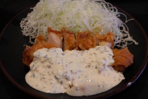 焼き肉店のチキン南蛮 チキン南蛮,鶏肉,タルタルソースの写真素材