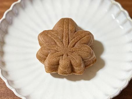 有名店のもみじ饅頭 有名店のもみじ饅頭 もみじ饅頭,和菓子,饅頭の写真素材