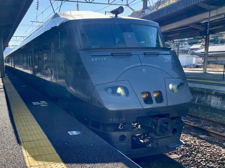Photo, jr, limited express, 787 series, 