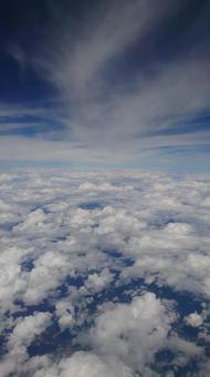 飛行機からの見下ろす雲 飛行機からの見下ろす雲の写真