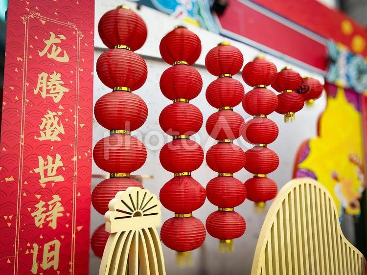 中国の旧正月を彩る赤い提灯と装飾 中国,提灯,旧正月の写真素材