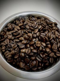 カフェにて コーヒー,コーヒー豆,挽きたての写真素材