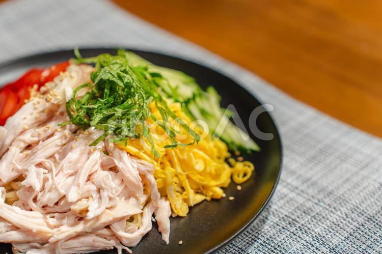 彩り野菜の冷やし中華 冷やし中華,夕食,中華麺の写真素材