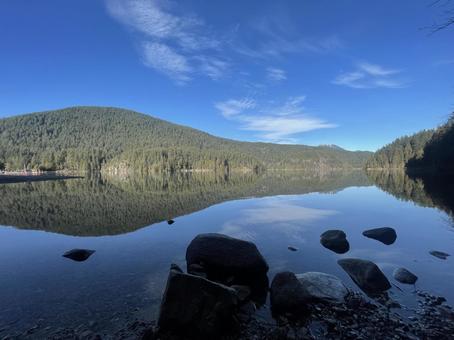 水面リフレクション 水面リフレクション,リフレクション,反射の写真素材