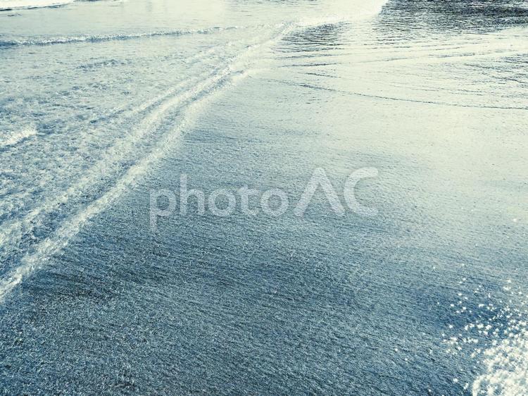 【背景】青い海面と波 ビーチ,波,テクスチャの写真素材