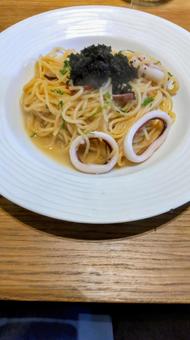 イカと黒トビコのパスタ パスタ,美味しい,美味しそうの写真素材