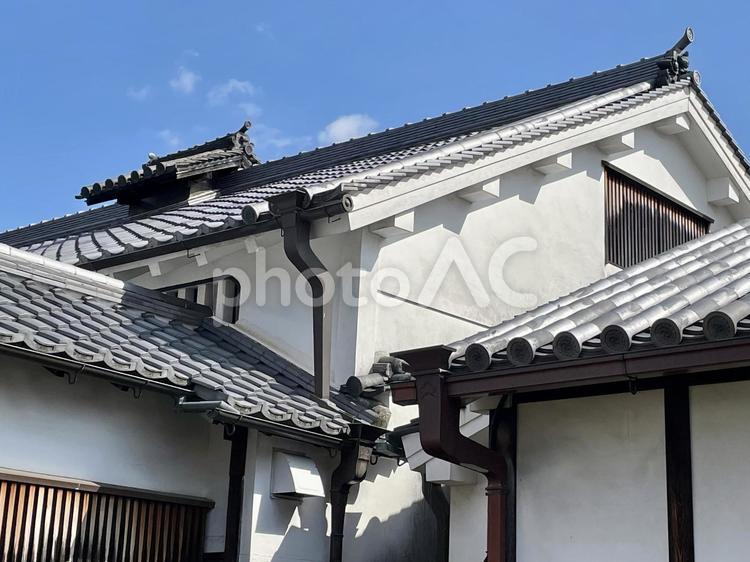 奈良　今井町　白壁と屋根 今井町,橿原,奈良の写真素材