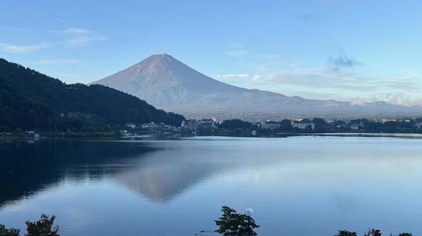 富士山と河口湖 富士山と河口湖の写真