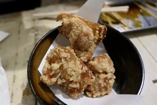 鶏の唐揚げ 鶏の唐揚げの写真